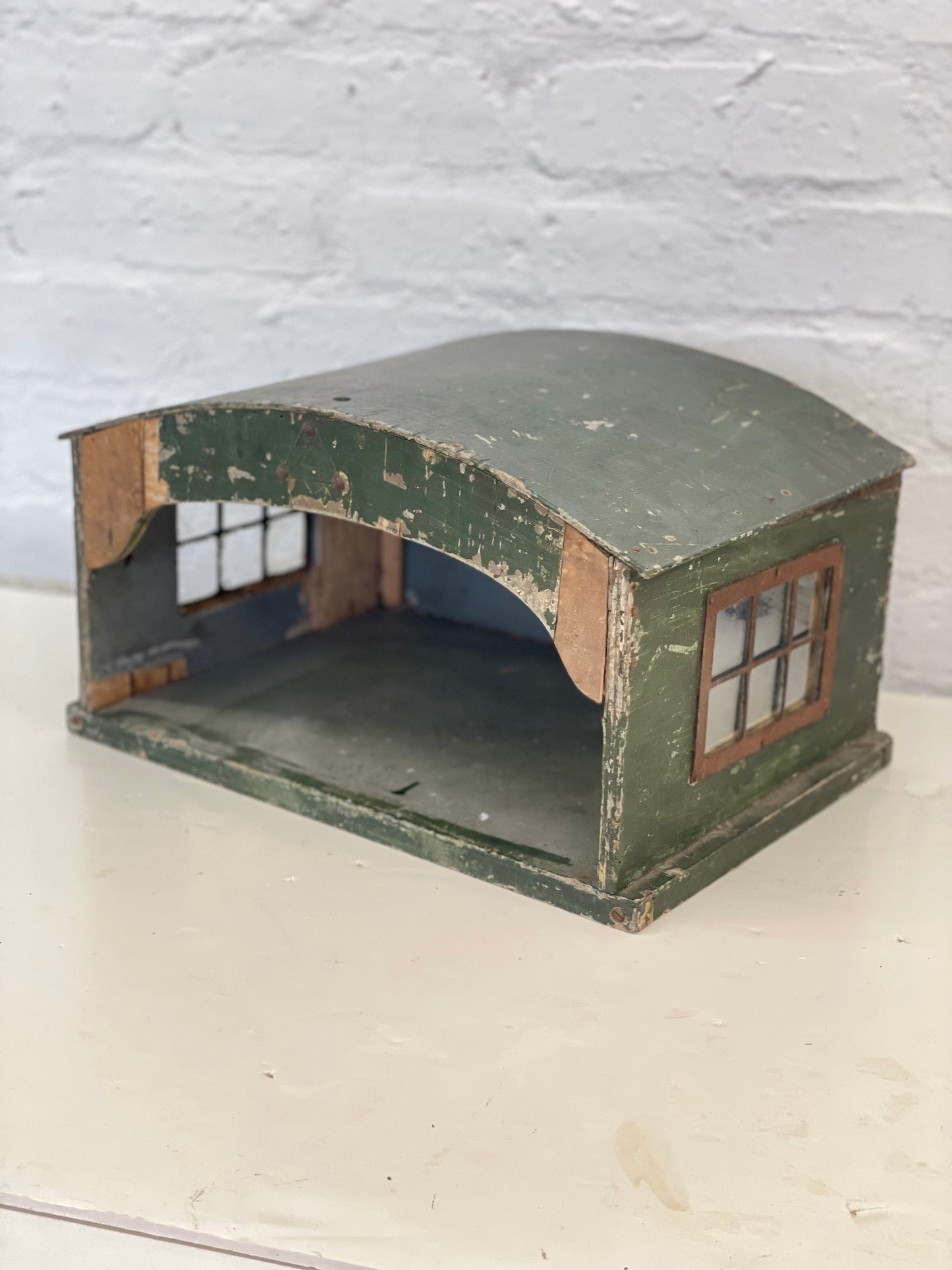 Rare Vintage Triang Aircraft Hanger / Lines Bros / Wooden / Early