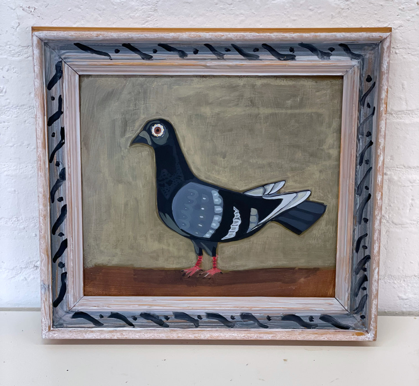 Naive pigeon folk art
